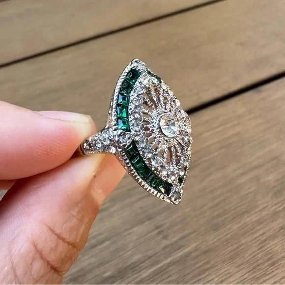 Vintage Emerald Silver 925 Plated Ring - Picture 11 of 15